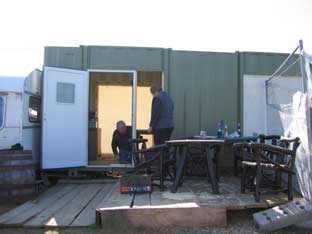 05 container